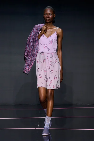 Look 40